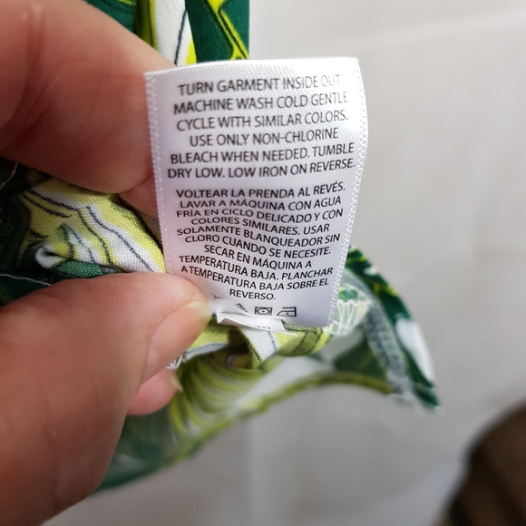 Leafy Multi Color Tank Top Large - Picture 7 of 7